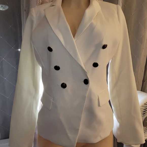 Elegant White Double-Breasted Women's Blazer White Black - Picture 14 of 14